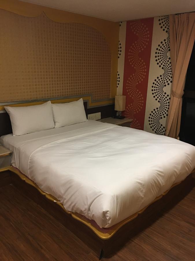 Jing Dian Business Hotel Taoyuan Esterno foto