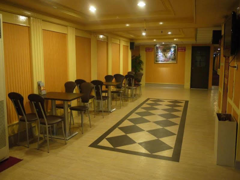 Jing Dian Business Hotel Taoyuan Esterno foto