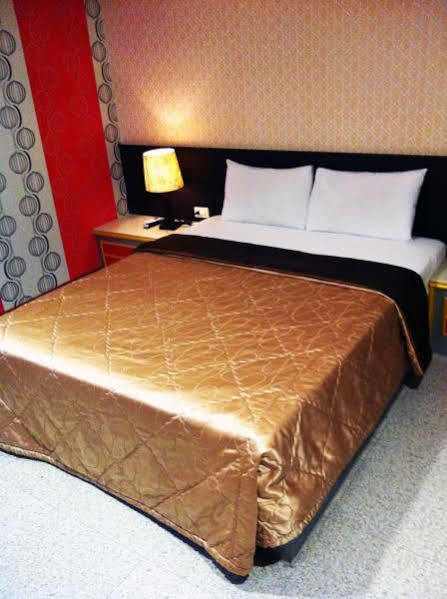 Jing Dian Business Hotel Taoyuan Esterno foto